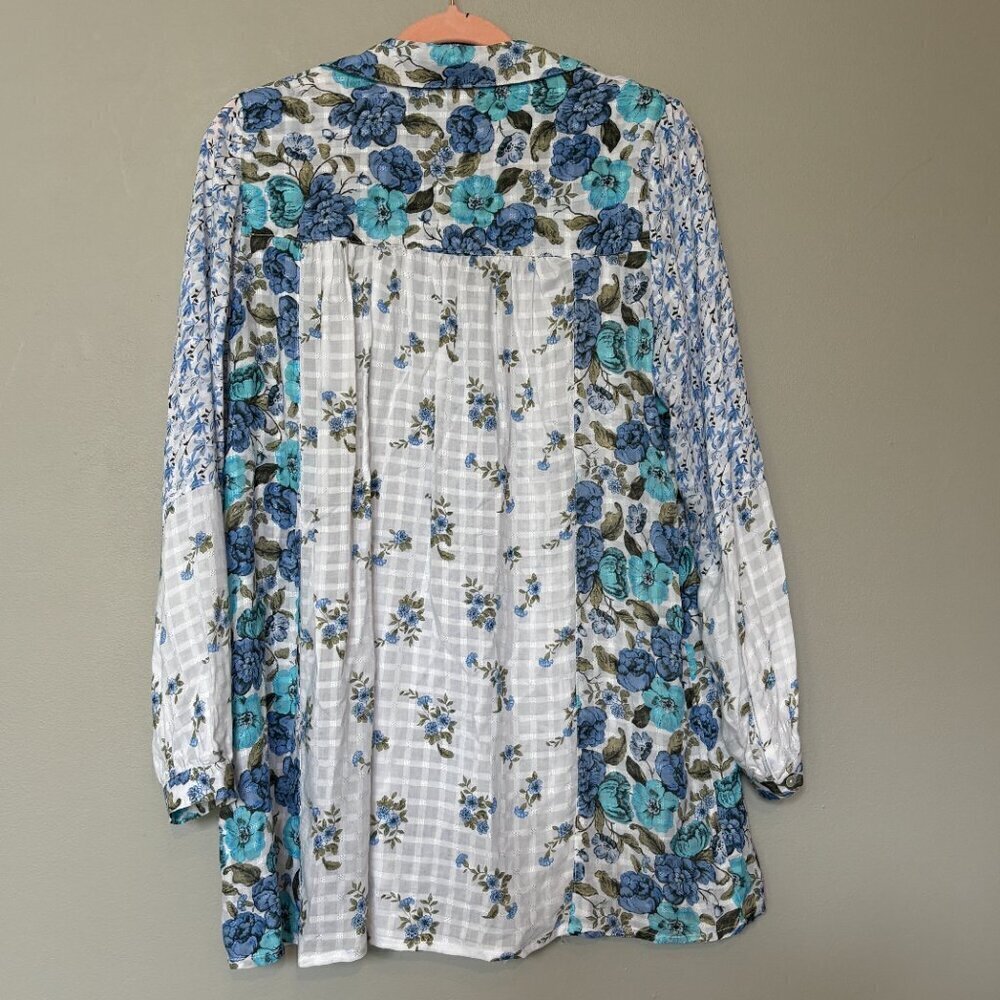 Jane & Delancey Printed Pintuck Floral Cottagecore Button Down Shirt Size Medium - Picture 4 of 8